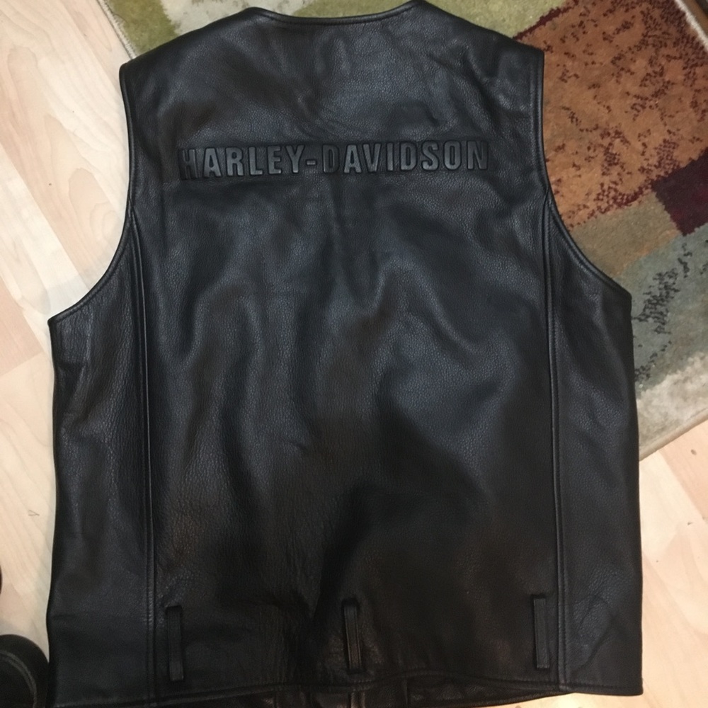 Black Harley Davidson Leather Vest. Vintage. - Picture 2 of 6
